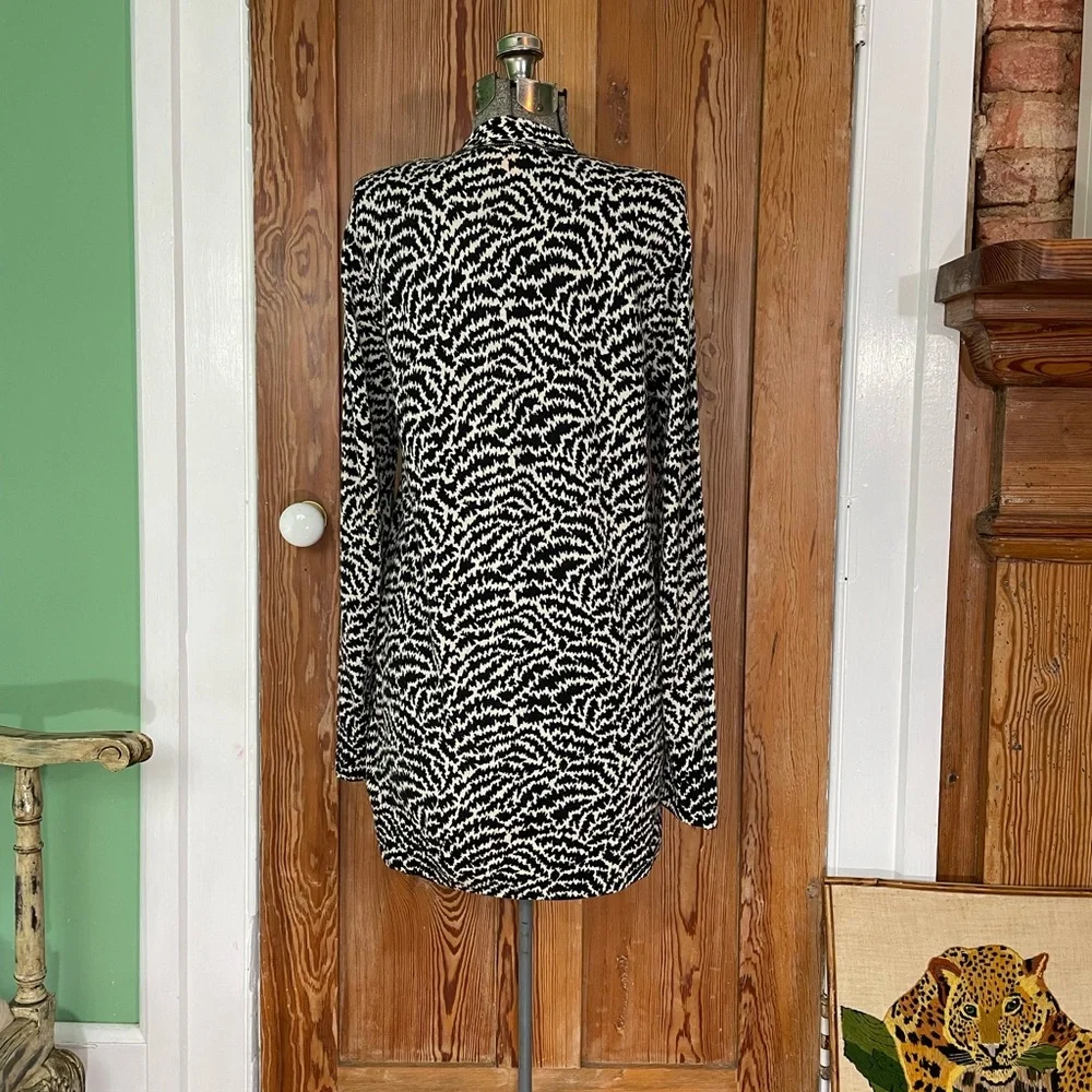 Tory Burch Simone Boyfriend Merino Wool Black & White Cardigan - Size Medium - Picture 8 of 11